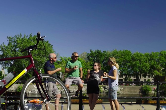 3 Hour Montreal City Bike Tour with Wine or Beer (AM & PM) - Mount Royal Park and La Fontaine Park
