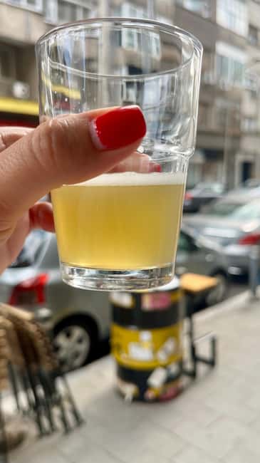4 Craft Premium Beers Tasting with the Brewer - A Guide Who Keeps the Tasting Lively