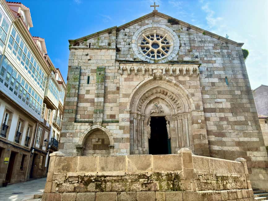 A Coruña: Private Walking Tour with Beer or Wine - Is $53 a fair price?
