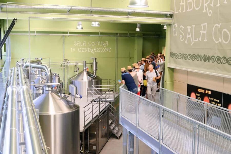 A trip to the heart of the Baladin brewery in Piozzo (CN) - Teo Musso’s story gives the machinery a human side