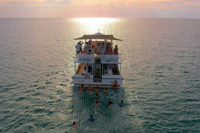 Afternoon Broome Town Tour including Beer Tasting & Sunset Drinks - Sunset drinks on the beach