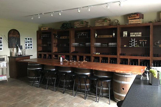 Afternoon Wine, Beer and Charcuterie Tour in Niagara-on-the-Lake - Why the pickup service matters