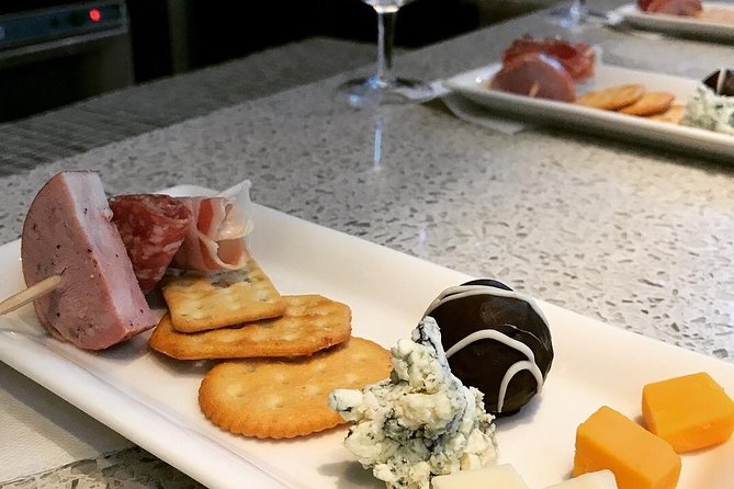 Afternoon Wine, Beer and Charcuterie Tour in Niagara-on-the-Lake - Who will enjoy this tour most