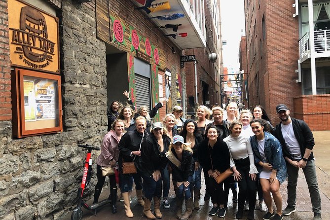 All-Inclusive Pub Crawl with Moonshine, Cocktails, and Craft Beer - How this compares with exploring Broadway alone