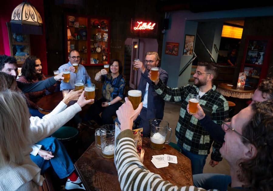 Amsterdam All Inclusive Guided Walking Craft Beer Tour - Four beer stops, each with its own rhythm