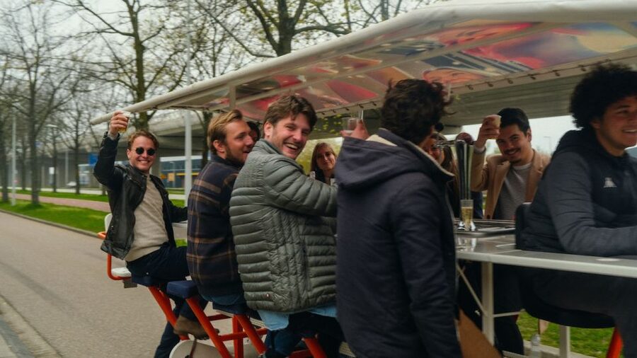 Amsterdam: Dutch Beer Bike Blast Tour with Onboard Bar - The 10-minute stop at Coffeeshop Sloterdijk