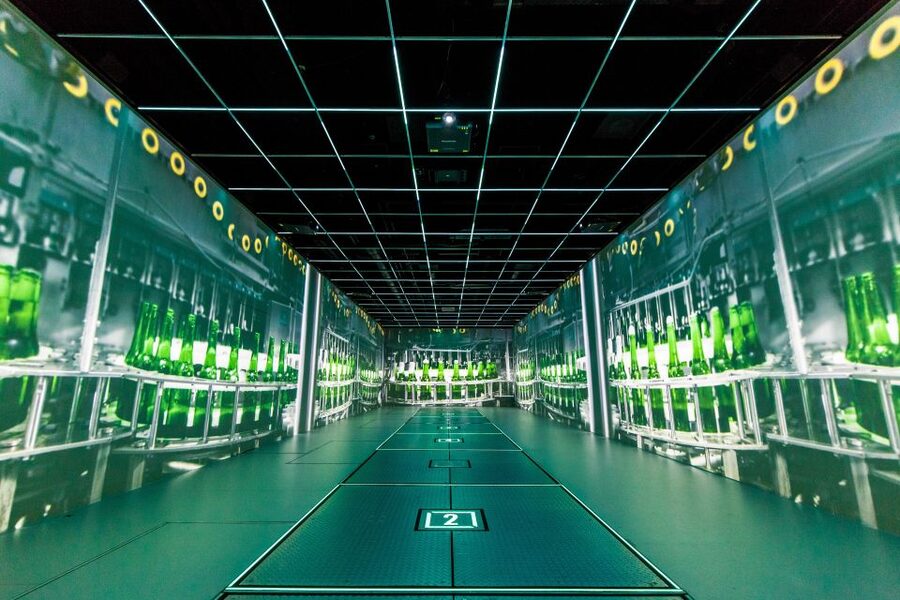 Amsterdam: Exclusive Heineken Experience VIP Tour Ticket - Five beers, five bites, and a private bar
