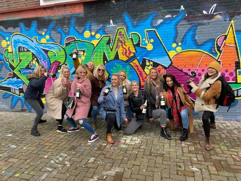 Amsterdam: MIXED - Beer & Bubbles Bike Tour - Who will enjoy this most