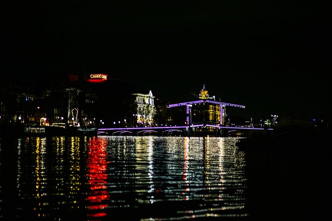 Amsterdam Small-Group Evening Canal Cruise Including Wine, Craft Beer, Cheese - Who will enjoy this canal cruise most
