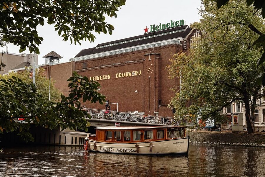 Amsterdam: The Heineken Flagship Canal Cruise - The beer is part of the experience, not the whole experience