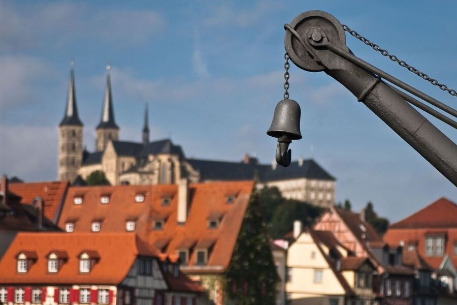 Bamberg: Guided Beer History Tour with Optional Tasting - Meeting at Domplatz and setting the route