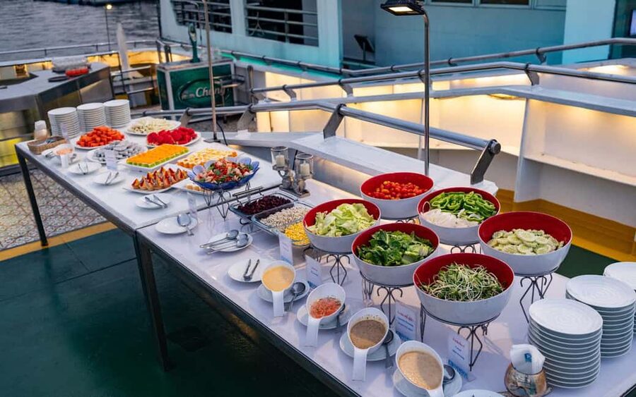 Bangkok: Carnival Dinner Cruise with Free-Flow Beer & Buffet - How to make the most of the evening