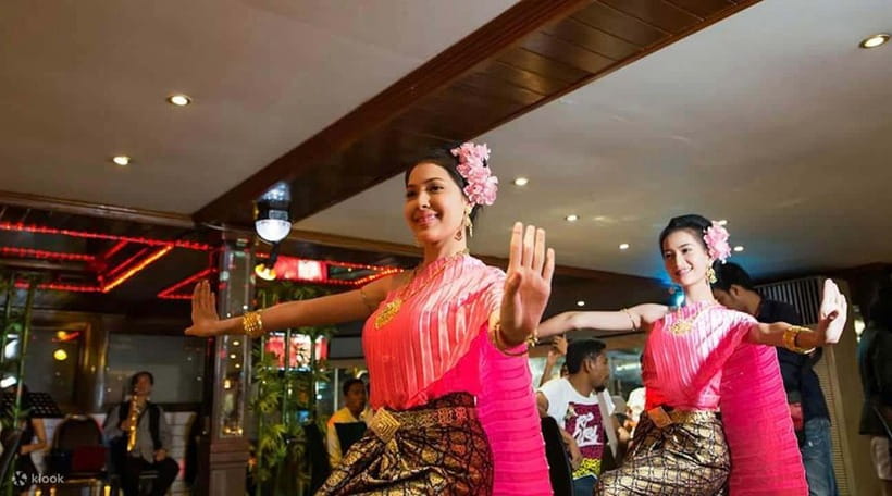 Bangkok: Luxury White Dinner Cruise Free Flow Beer and Wine - Music, Thai dance, and cabaret