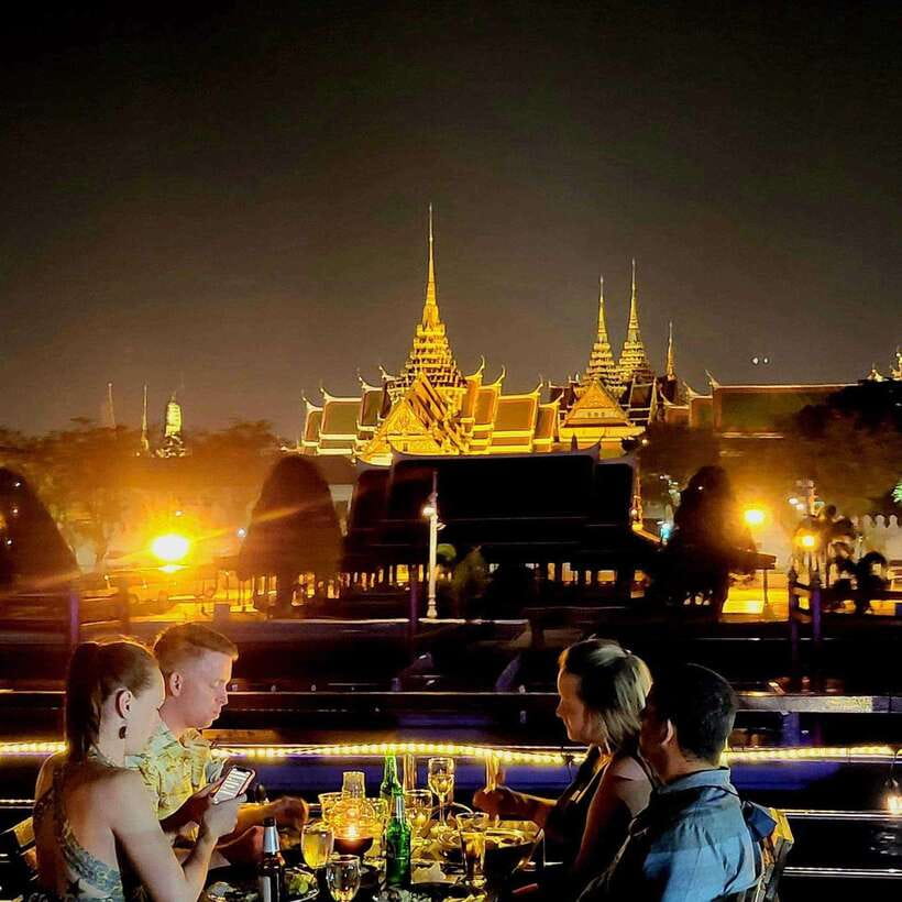 Bangkok: Luxury White Dinner Cruise Free Flow Beer and Wine - New Year’s Eve and special departures