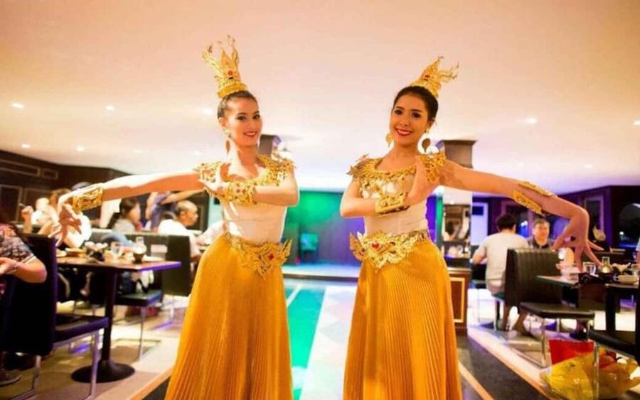 Bangkok: Luxury White Sunset or Dinner Cruise with Beer - Buffet dining, drinks, and the real value of the meal