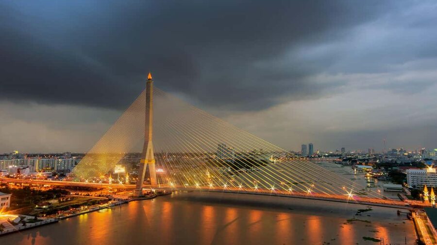 Bangkok: Luxury White Sunset or Dinner Cruise with Beer - FAQ