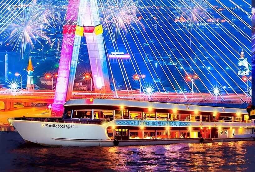 Bangkok: White Orchid Chao Phraya Dinner Cruise free Beer - The shows: Thai dance, live music, and cabaret