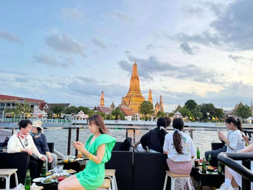 Bangkok: Yodsiam Sightseeing Cruise Snacks & Unlimited Beer - Why this short Bangkok cruise works