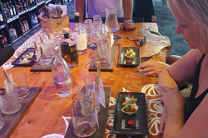 Bay of Islands, Spirit & Craft Beer Tour with Lunch - The guide makes the difference