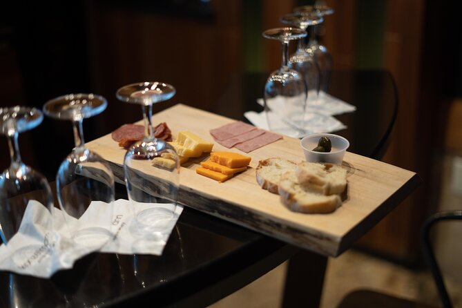 Beer and Wine Tour in Niagara-on-the-Lake - The tasting day: wine, beer, and local producers
