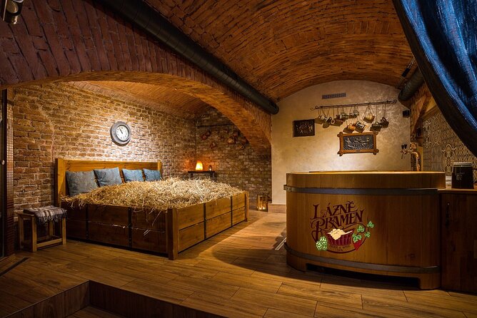 Beer bath Spa for 2 people/ 1 tub - 1,5 hour Activity in Prague - Key points to know before booking