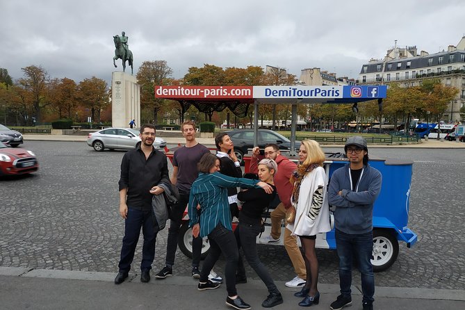 Beer Bike Bar Tour - Trocadero starts the ride with the Eiffel Tower