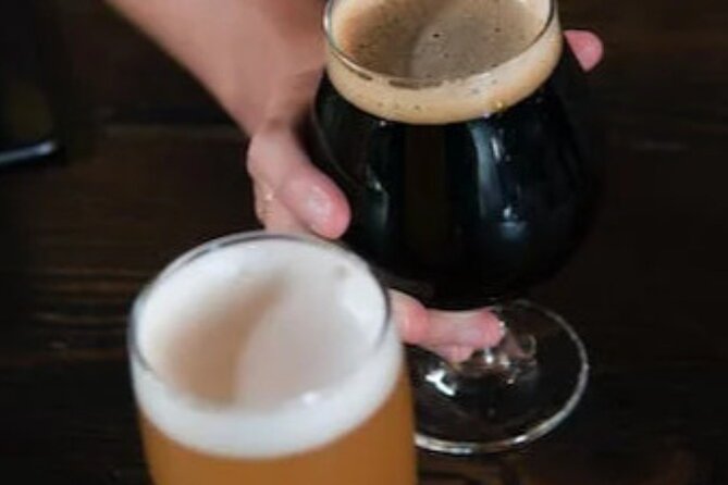 Beer tasting | Cagliari: Private artisan beer and cheese tasting - The tasting: beer, cheese, bread, and olives