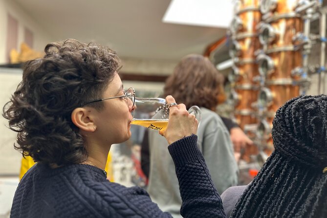 Beer tasting in a Brussels Micro Brewery and Distillery - Who will enjoy this brewery visit most?