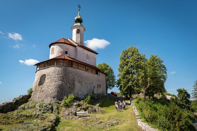 BEER WAY Kamnik Beer Tasting & Brewery Tour - Guides shape the evening