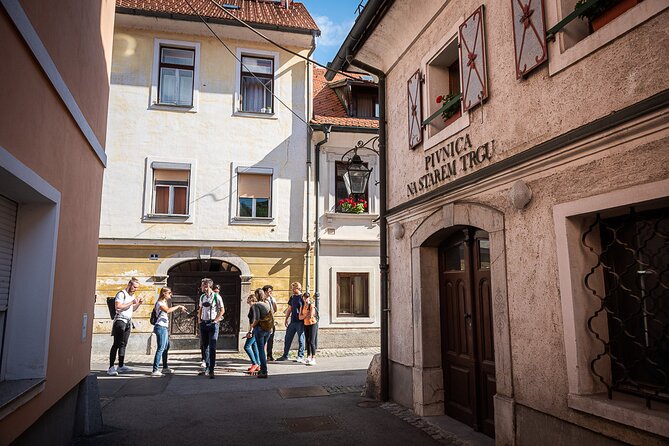 BEER WAY Kamnik Beer Tasting & Brewery Tour - Kamnik’s squares, Šutna street, and the Mali grad view