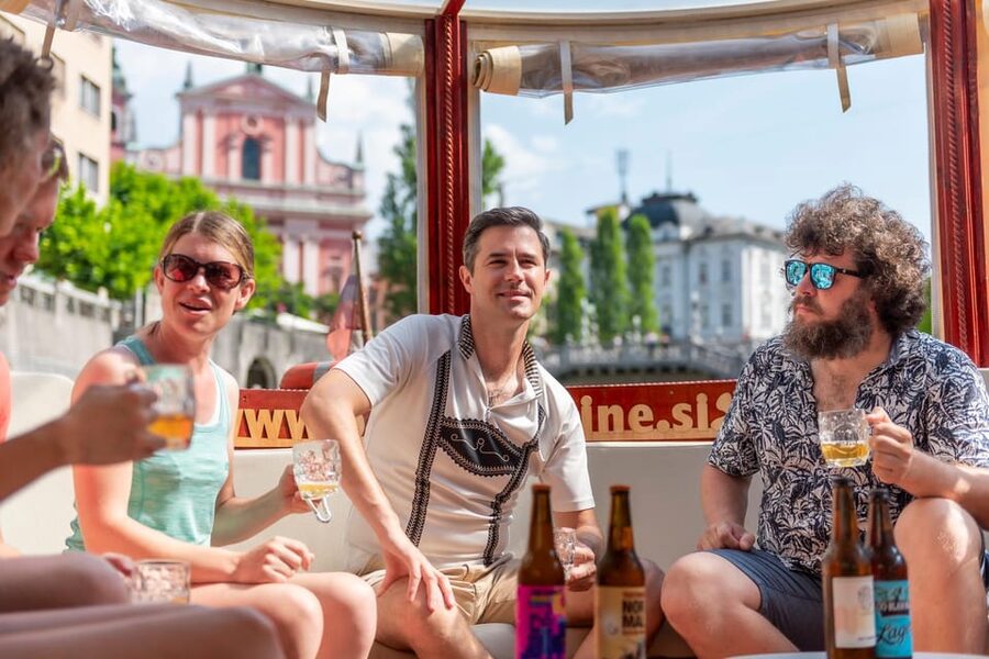 BEER WAY Ljubljana: Boat & Craft Beer Tasting Tour - Dragon Bridge and Cobbler’s Bridge