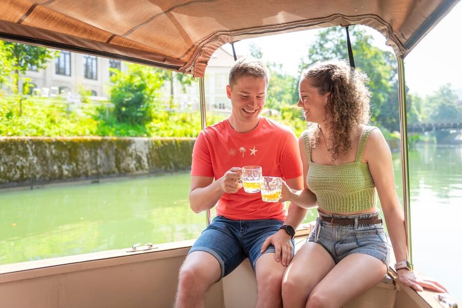 BEER WAY Ljubljana: Boat & Craft Beer Tasting Tour - The guide and the beer commentary