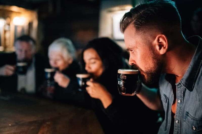 Belfast: Guided Craft Beer and Street Food Tour - Practical details that can affect your choice