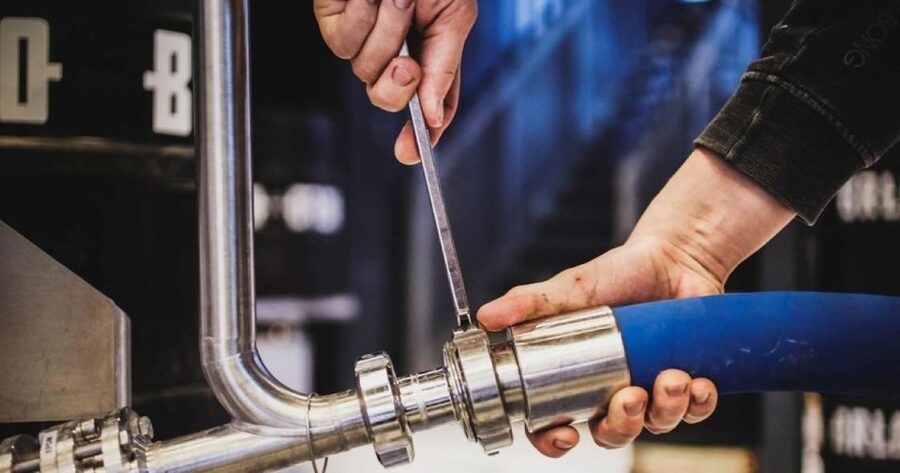 Berlin: BRLO BRWHOUSE Tour and Craft Beer Tasting - Practical tips for a better visit