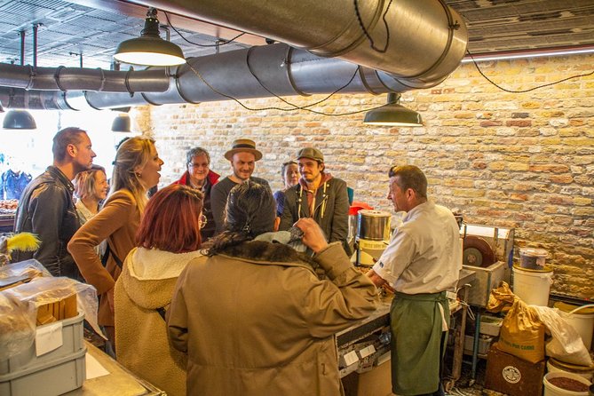 Best of Bruges: History, Chocolate & Beer Tour - Meeting in the Markt at 10 a.m.