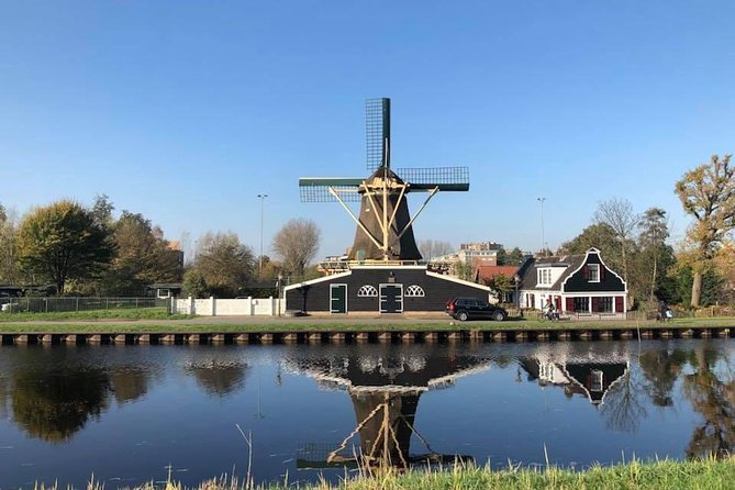 Bikes, Beers and Bites: City Food, Drink, & Cycle Tour - A short pause at Bloemenmarkt