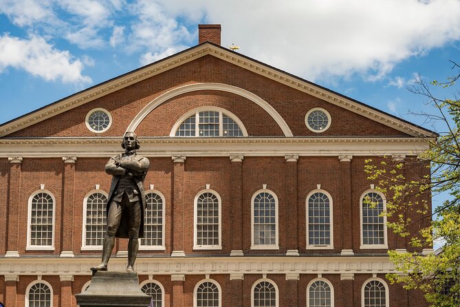 Boston: Freedom Trail History Tour and Brewery Taste - Old Corner Book Store and Old South Meeting House