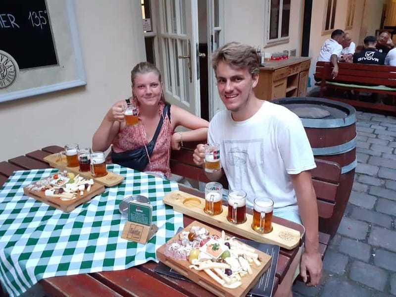 Bratislava: Craft Beer Tasting - Sladovna House of Beer and the small-brewery setting