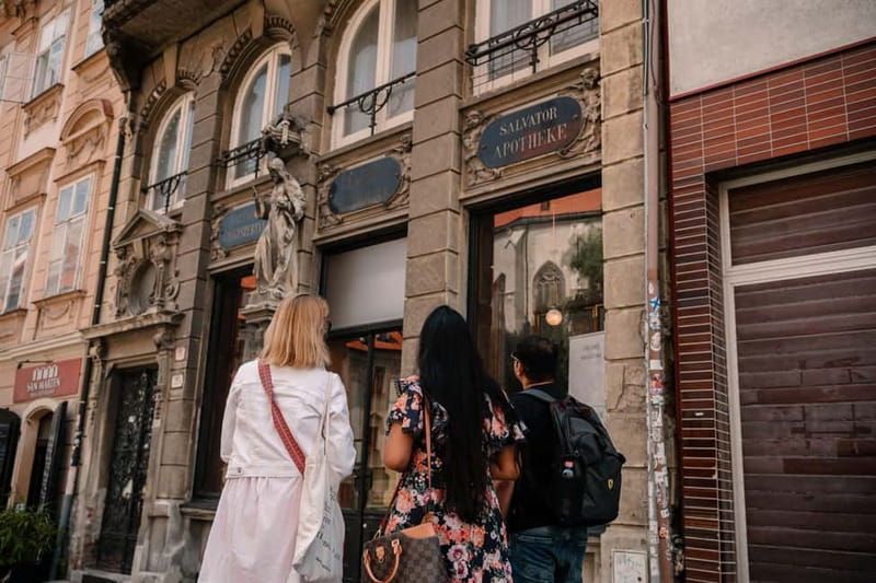 Bratislava: Private Walking Tour with Optional Beer Tasting - A useful first look at Bratislava