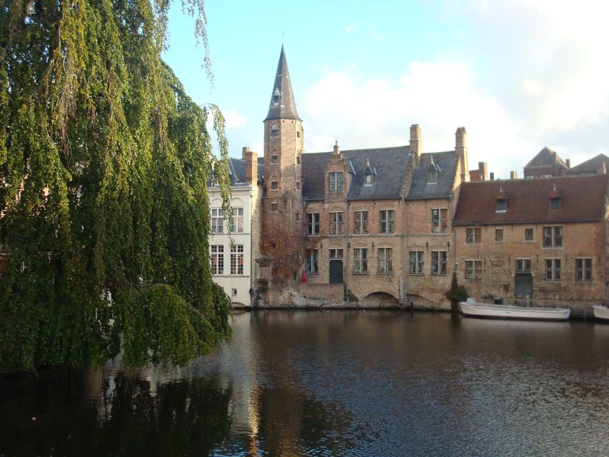 Bruges: 3-Hour Beer and Chocolate Tasting Private Tour - Market Square, The Burg, and Bruges in context