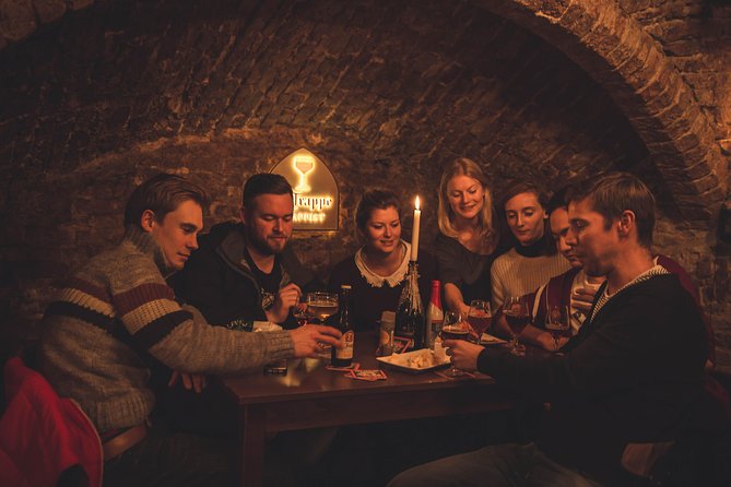 Bruges Beer Tour with chocolate pairing by a young local - Why this Bruges beer walk works