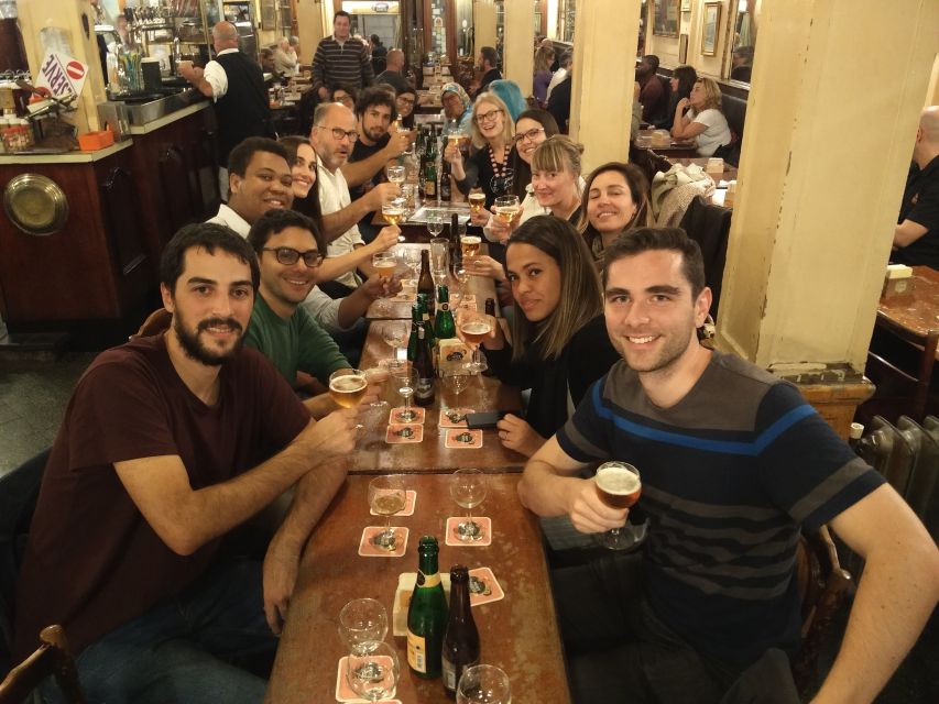 Bruges: Belgian Beer Tour with Chocolate Pairing - Bruges history between the beer stops