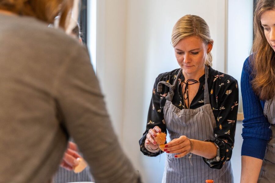Bruges: Belgian Waffle-Making Workshop with Beer Tasting - Key points to know before booking