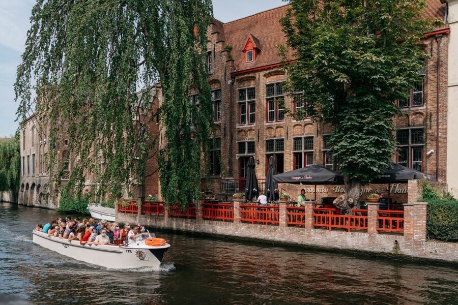 Bruges: Bourgogne des Flandres Brewery and Distillery Visit - The included drink at the bar