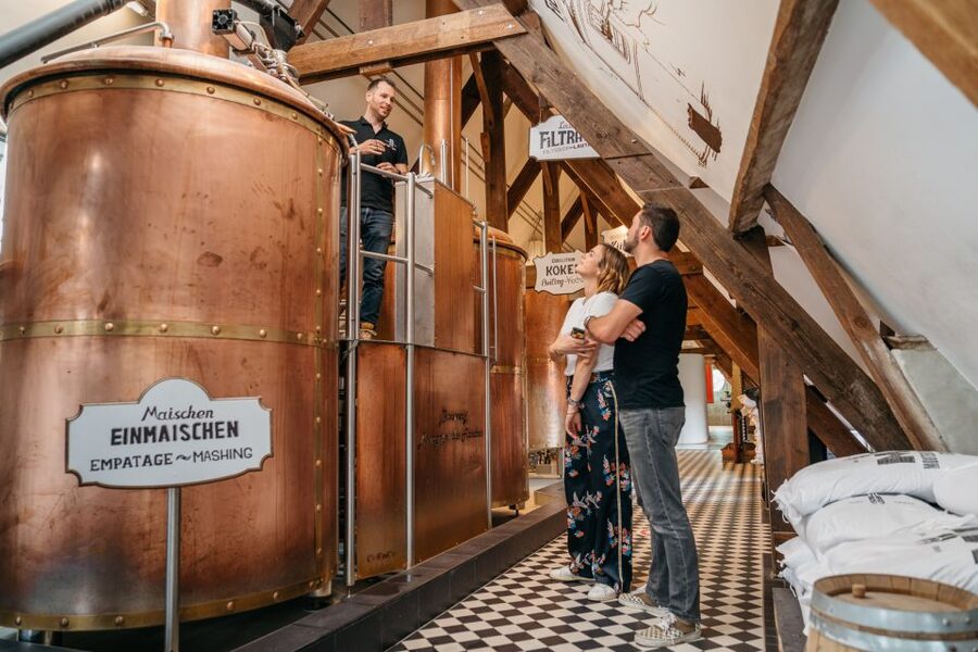 Bruges: Bourgogne des Flandres Brewery and Distillery Visit - Stairs, access, and practical planning