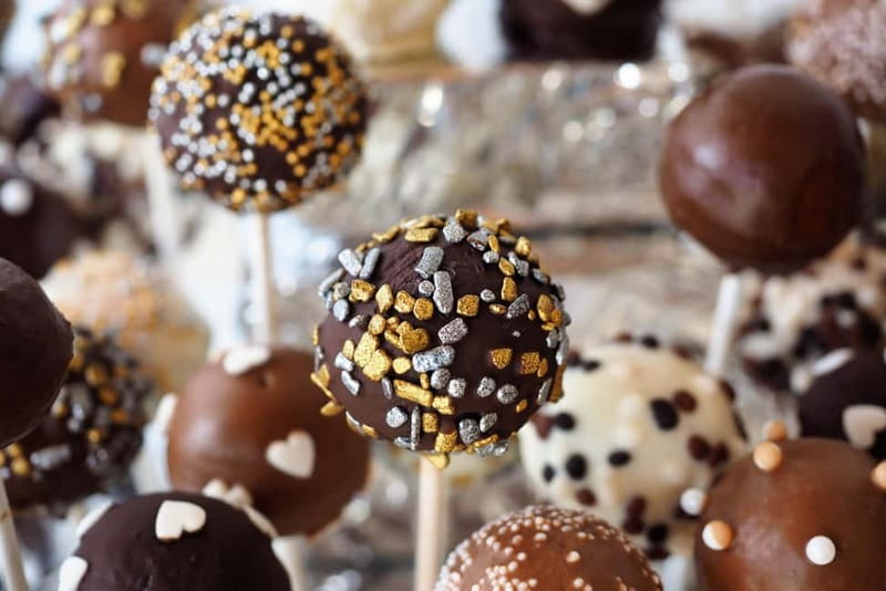 Brussels Beer, Chocolate and Waffle Tour - Meeting Your Guide at Grand Place 23