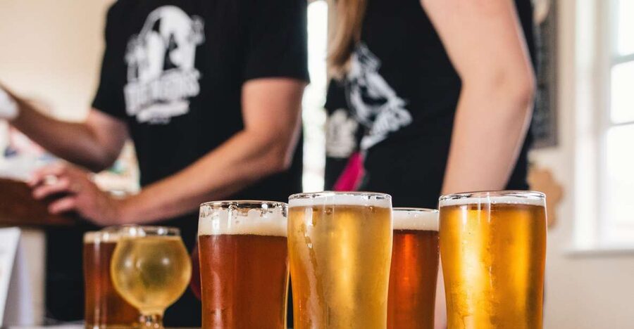 Brussels: Beer Tasting with a Local Guide - First stop: a classic Brussels drinking place