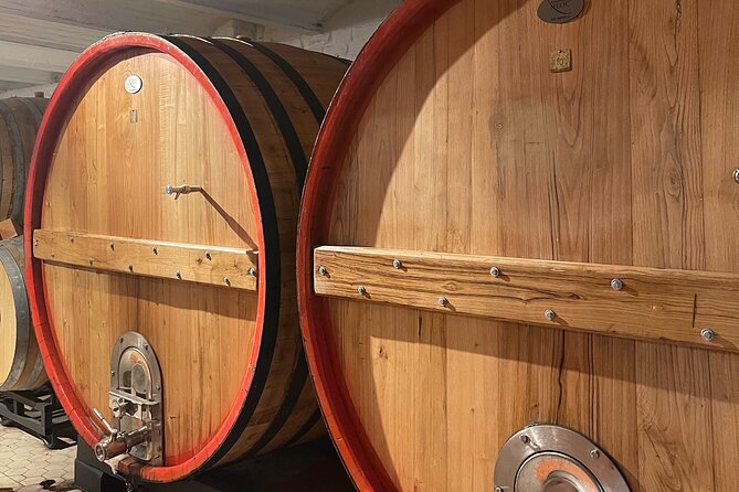 Brussels Beer Tour: Taste Delicious craft Beer & local Brews! - The two-hour group tasting: six beers and more context
