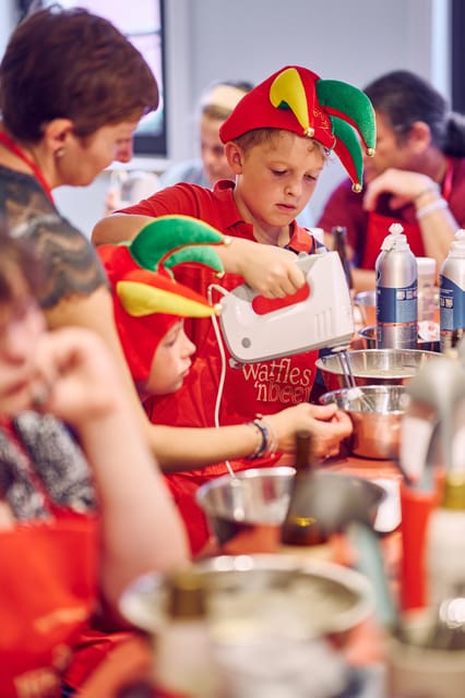 Brussels: Belgian Waffle Making Workshop with Beer Tasting - Who should book this workshop?