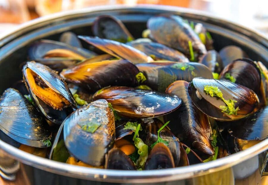 Brussels: Walking Food Tour with Chocolate, Beer, & Waffles - Key points at a glance
